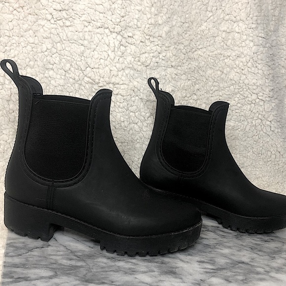 ✨JEFFREY CAMPBELL cloud chelsea boot✨ - Picture 1 of 4